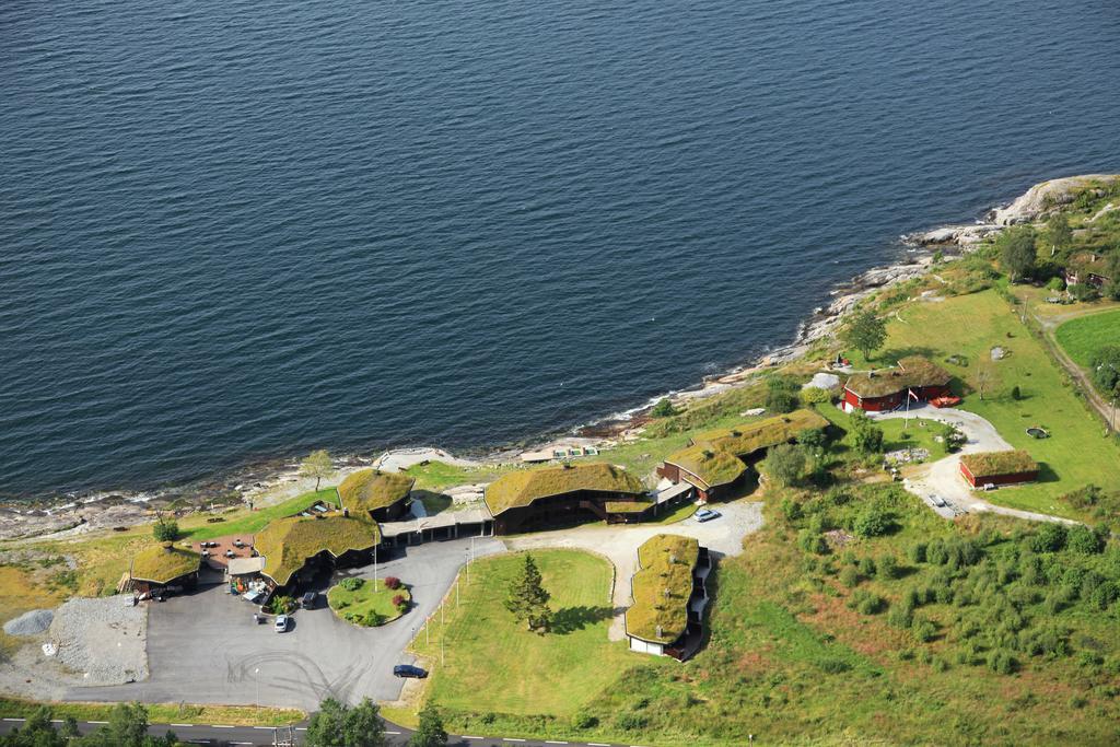 Brekke  Brekkestranda Fjordhotel מראה חיצוני תמונה