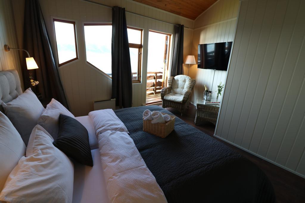 Brekke  Brekkestranda Fjordhotel מראה חיצוני תמונה